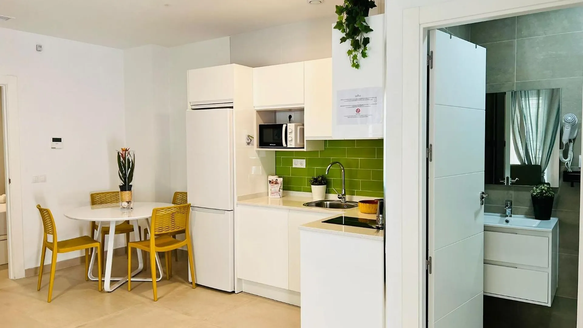 Bnbook Medea Apartments 2 Fuengirola